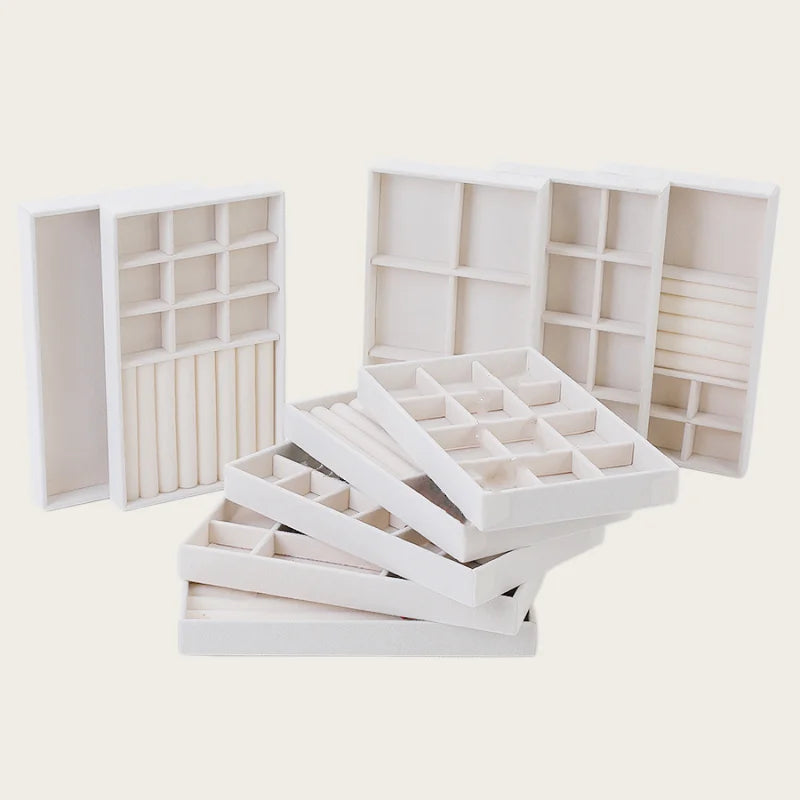 Velvet Jewelry Organizer Tray – Adjustable Compartment Storage for Rings & Earrings