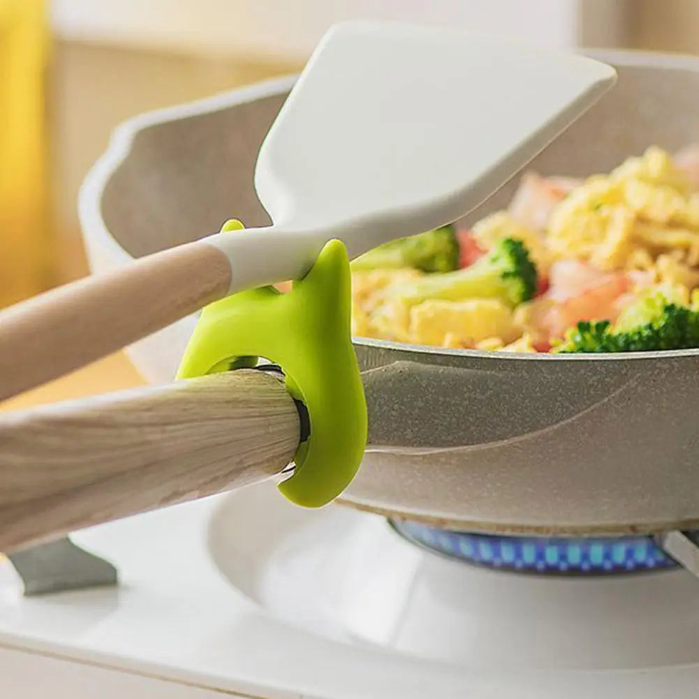 Cute Cat Silicone Spoon Rest – Heat-Resistant Kitchen Utensil Holder