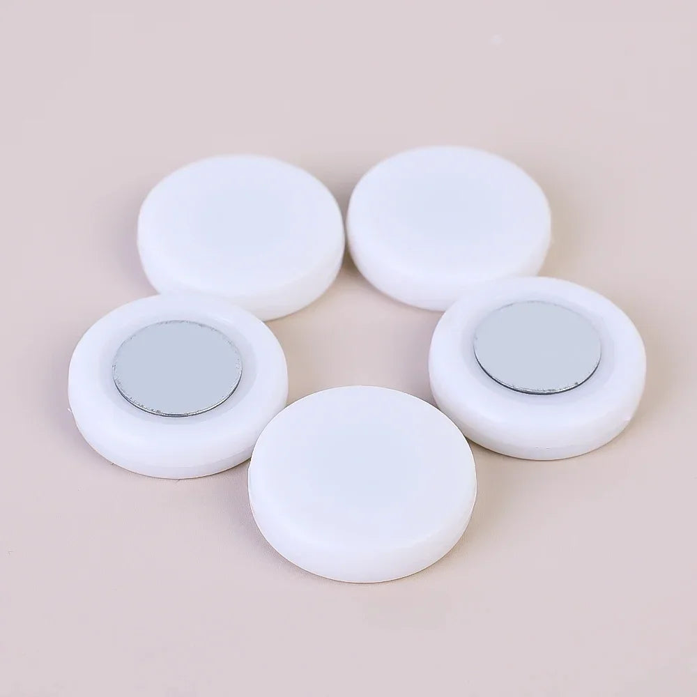 Magnetic Remote Control Holder – Wall-Mounted Anti-Lost Organizer
