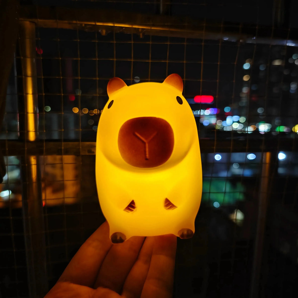 Cute Capybara Silicone Night Light – Soft Bedside Lamp